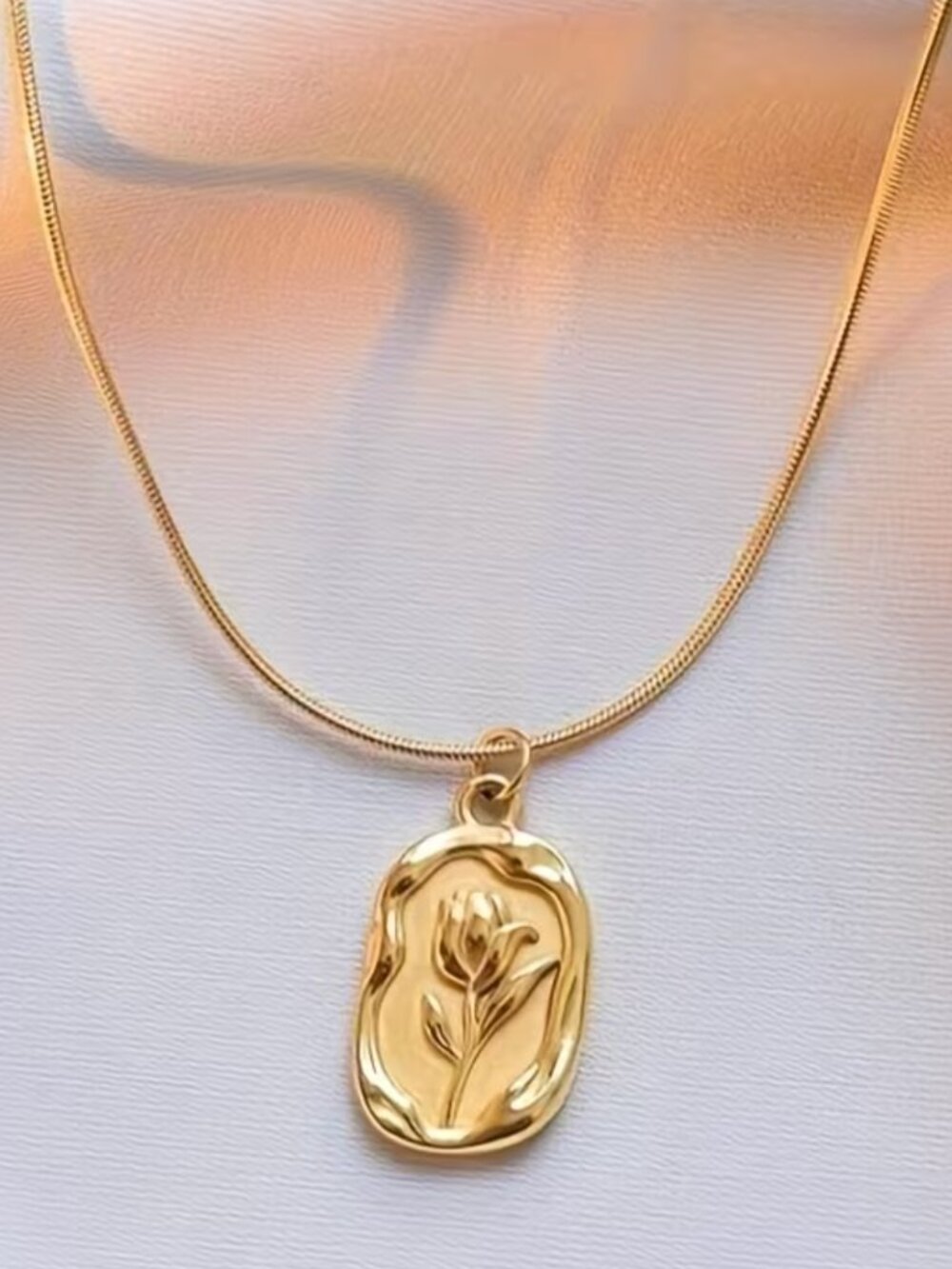 Gold PVD Stainless Steel Vintage Rose Flower Necklace